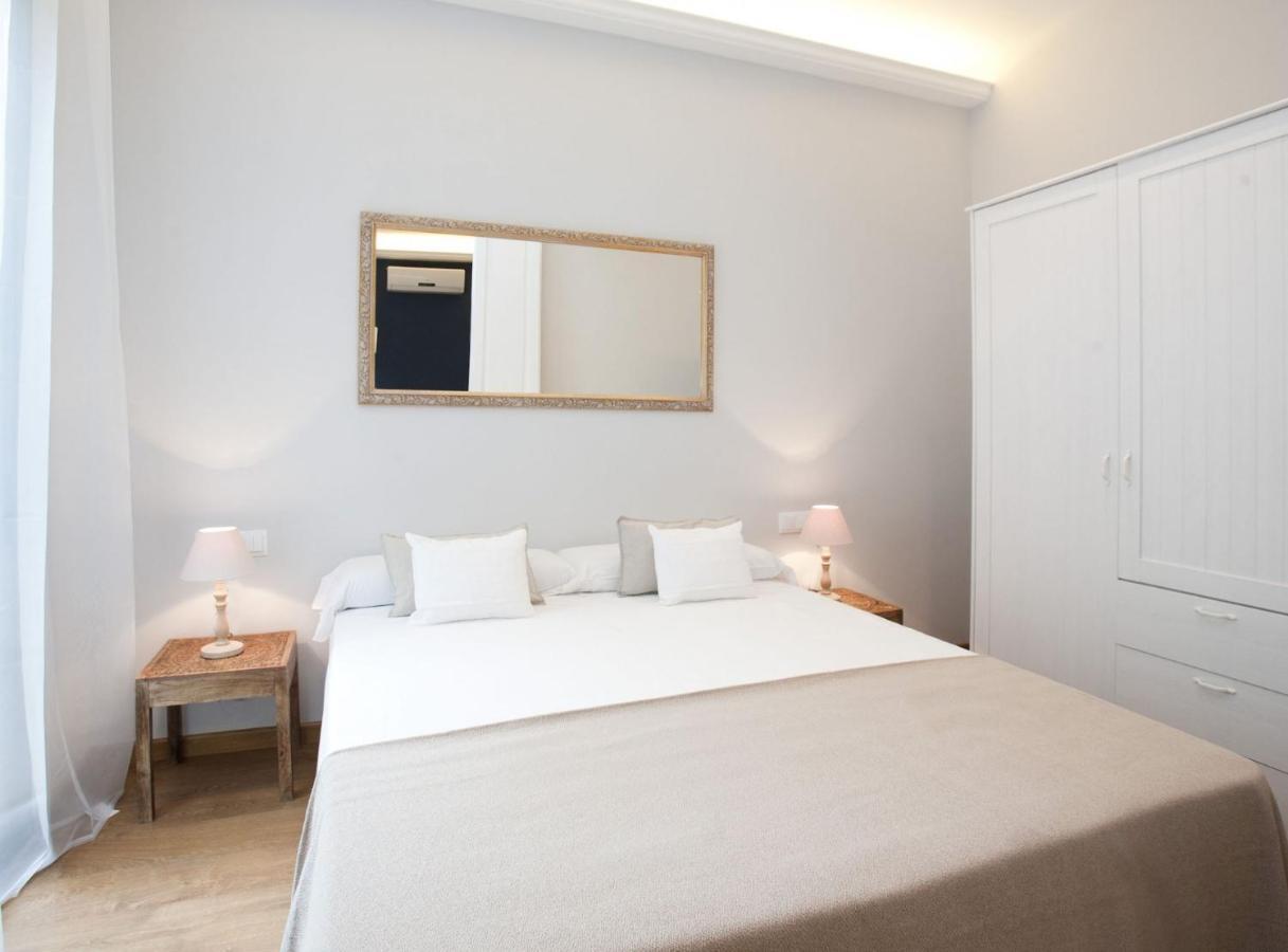 Two Sisters Apartments Barcelona Exterior photo
